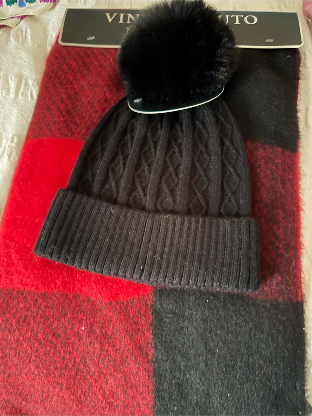 Black Cable Knit Beanie and scarf set Vince Camuto